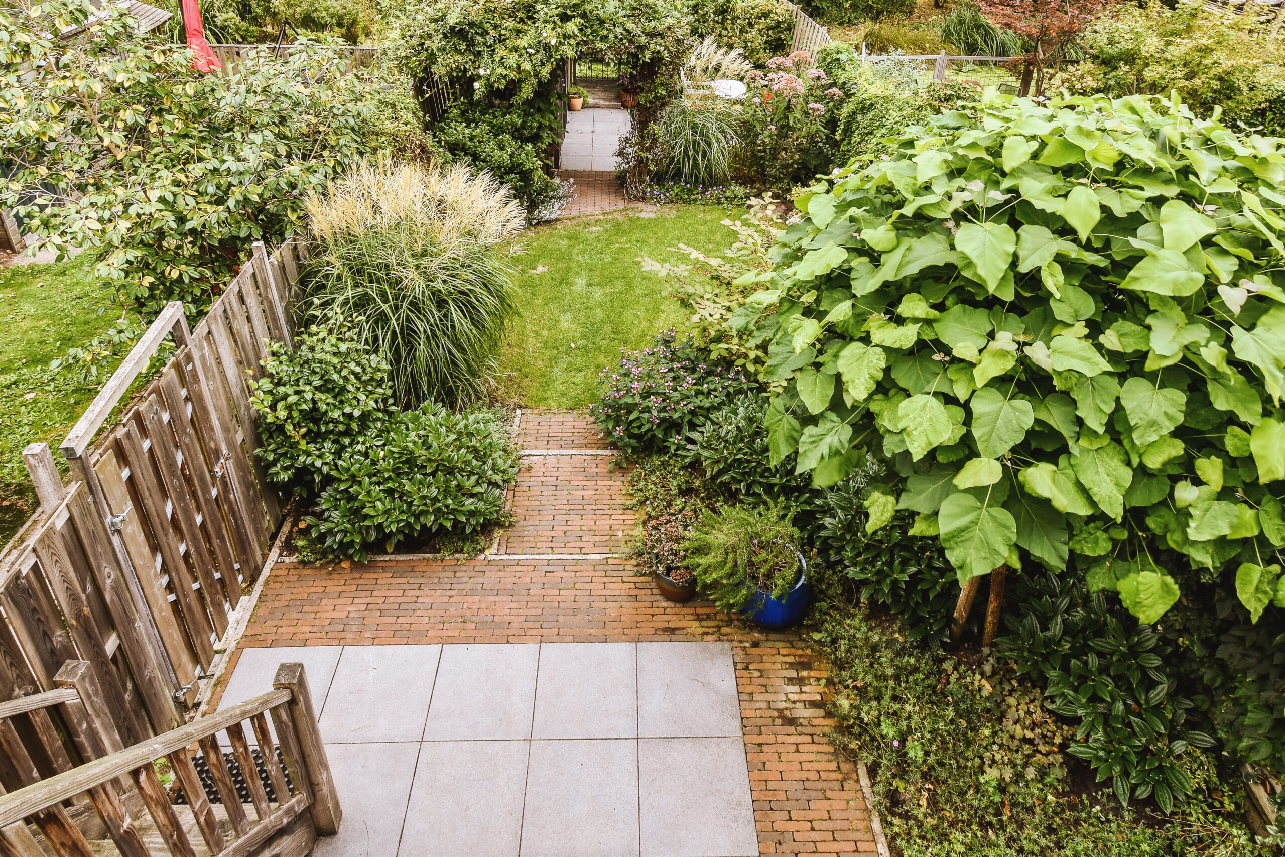 Neat patio with sitting area
